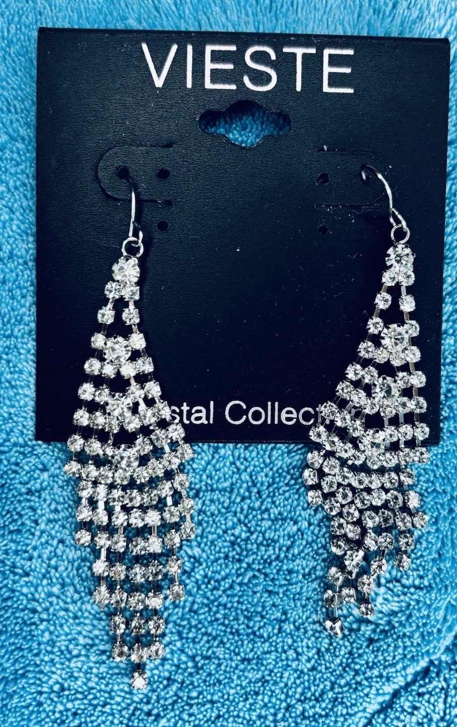Lot Of 8 Pair Fashion Earrings…new