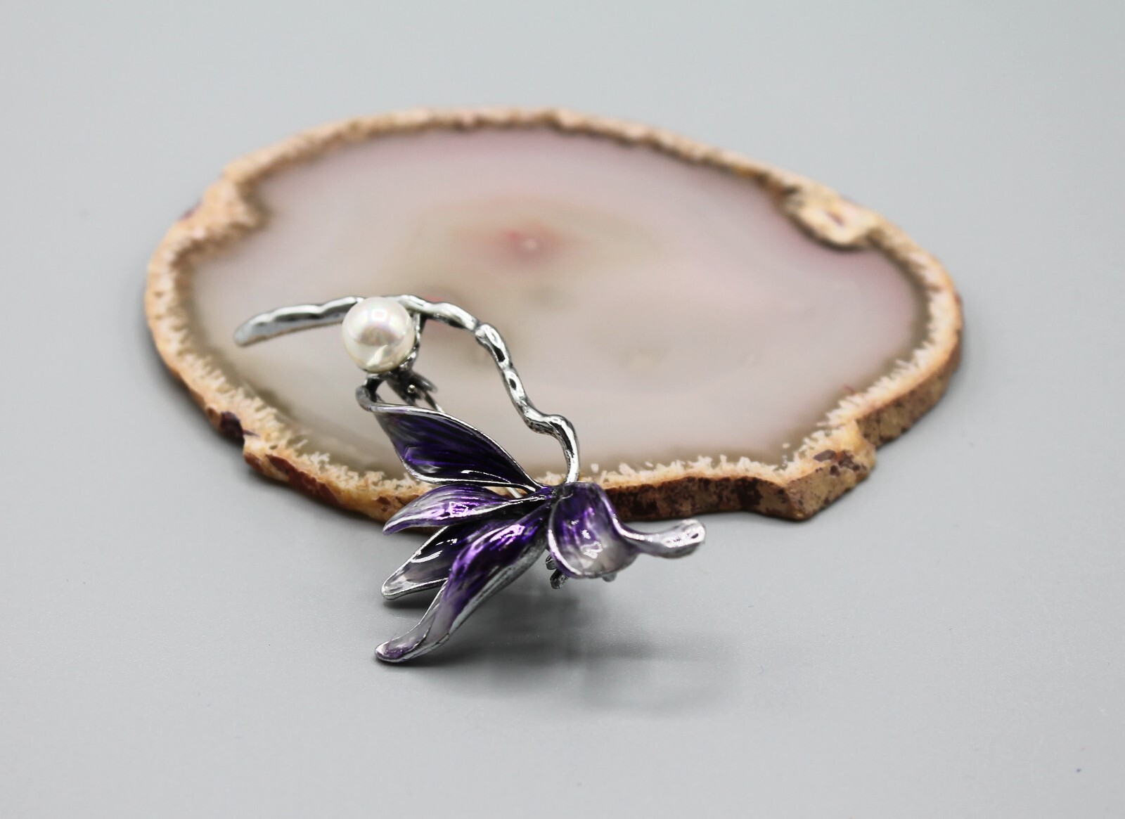 Lotus flower pin brooch jewelry fashion pearl purple silver tone elegant