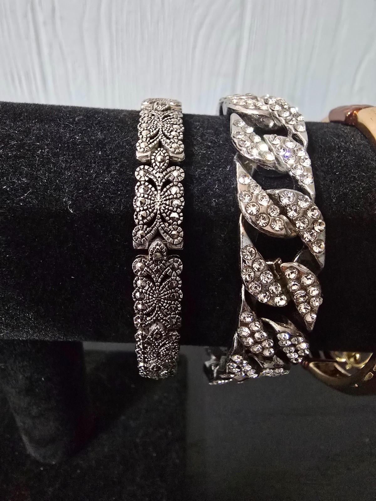 Mixed metal materials and colors Lot of 9 bracelets