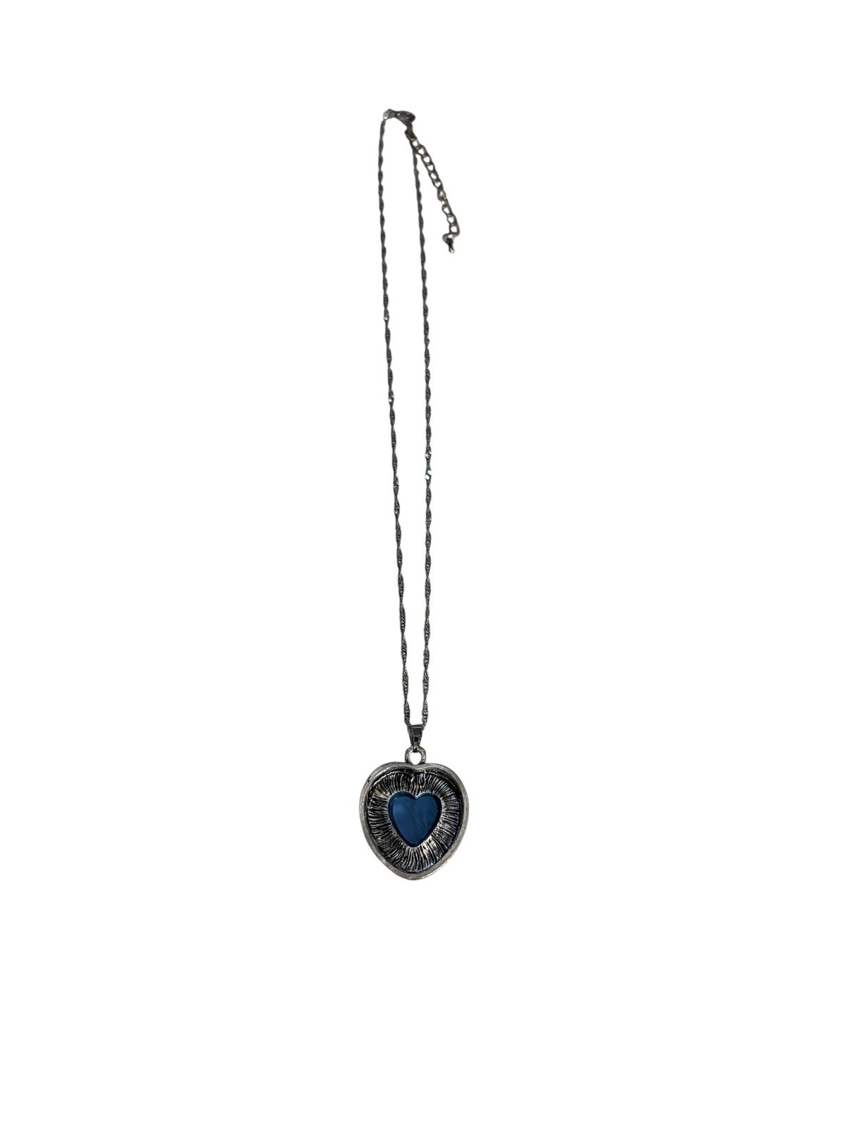 Dark Blue Heart Pendant On 18” Silver Tone Twisted Chain w/Extender 2.5” Jewelry