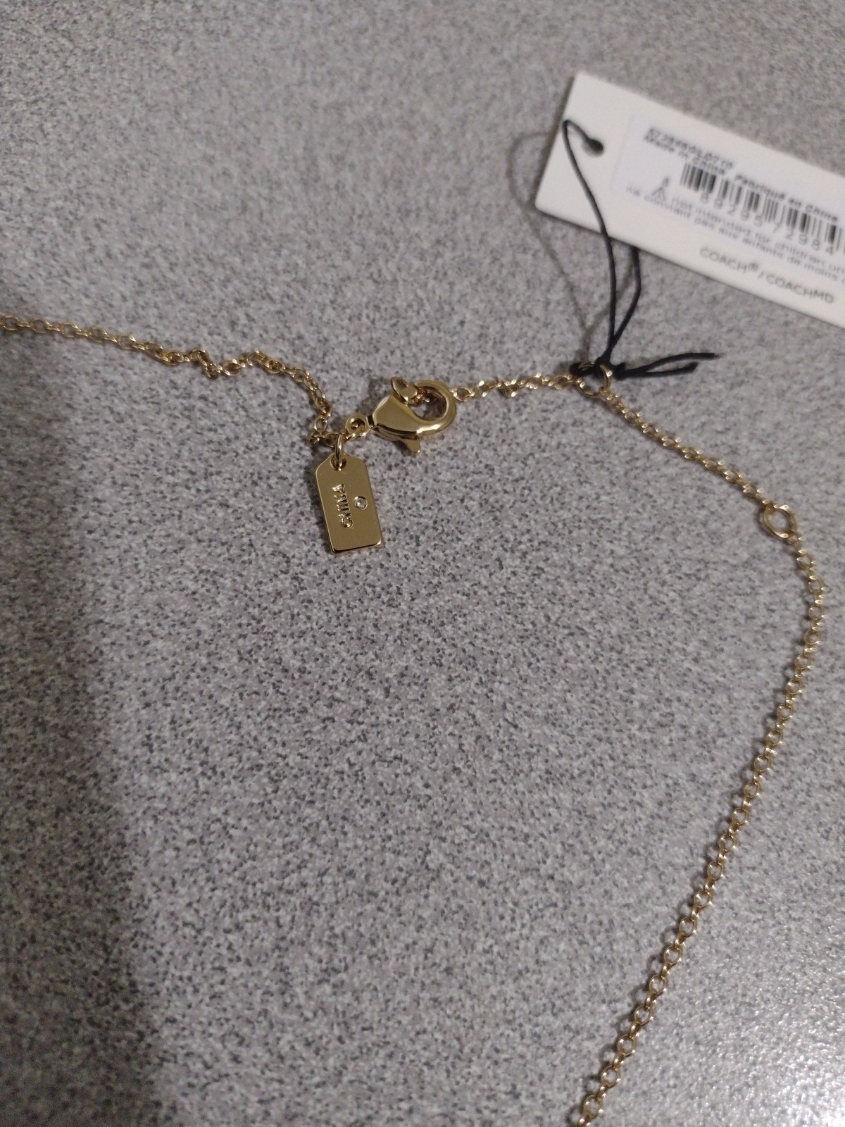 Coach Heart Shaped Pendant Necklace C Logo Gold Tone Chain 18″