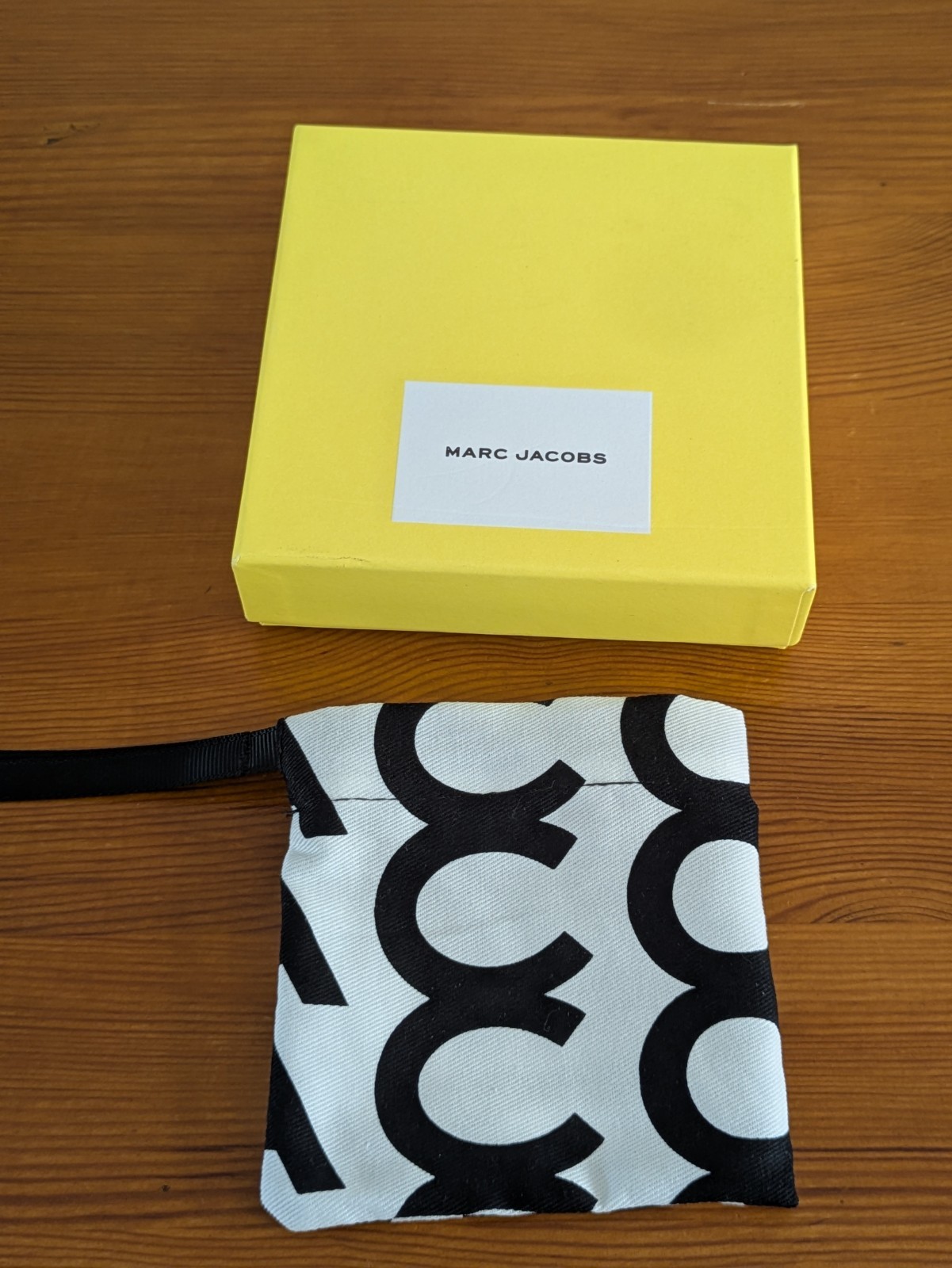 Marc Jacobs Asymmetrical Balloon Drop Earings Silver Statement Designer