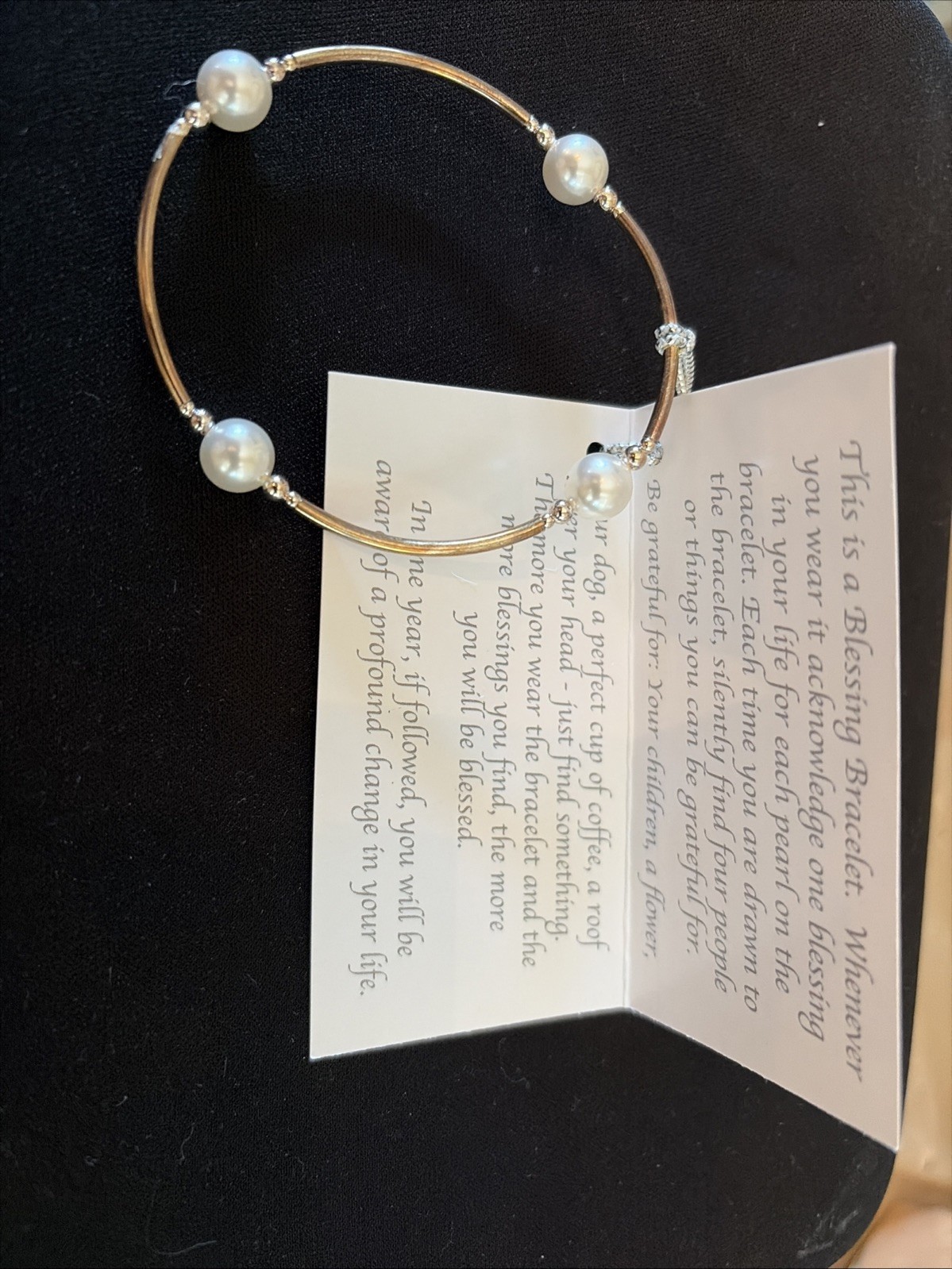 Authentic HALLMARK 4 Bead BLESSING BRACELET Brand New Pearl