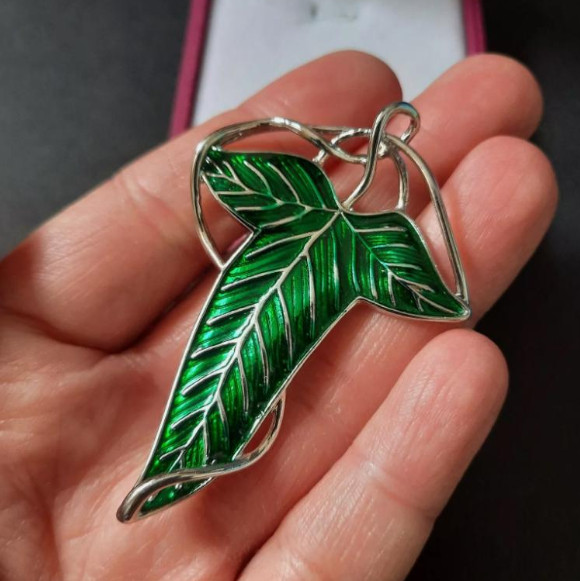 Green Ivy Leaf Brooch Pin Badge Nature Tree Broach Jewelry & Accessories