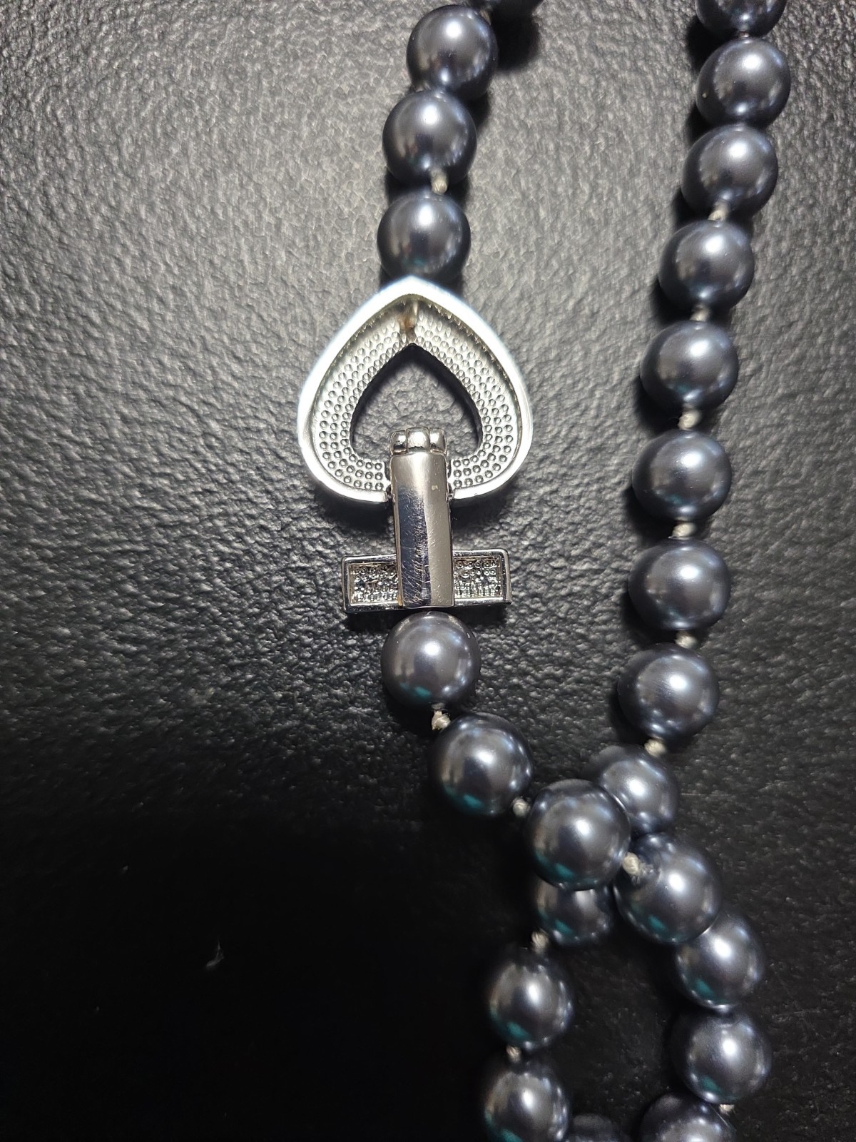 Bloomingdales Hematite Pearl Necklace W/interlocking Rhinestone Studded Omega…