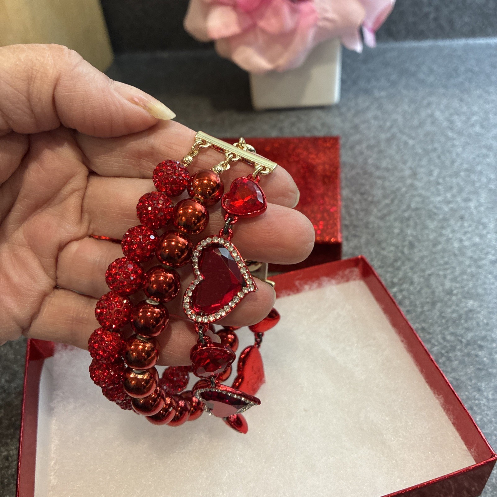 Betsey Johnson Heart Bracelet Layered Red Beads Glass Hearts 7.5 Plus 1.5 NEW