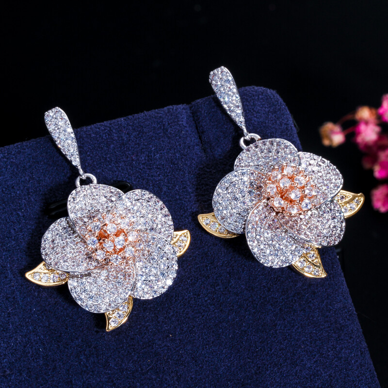 CWWZircons Silver Rose Gold Plated CZ Lady Flower Pendant Necklace Earrings Sets