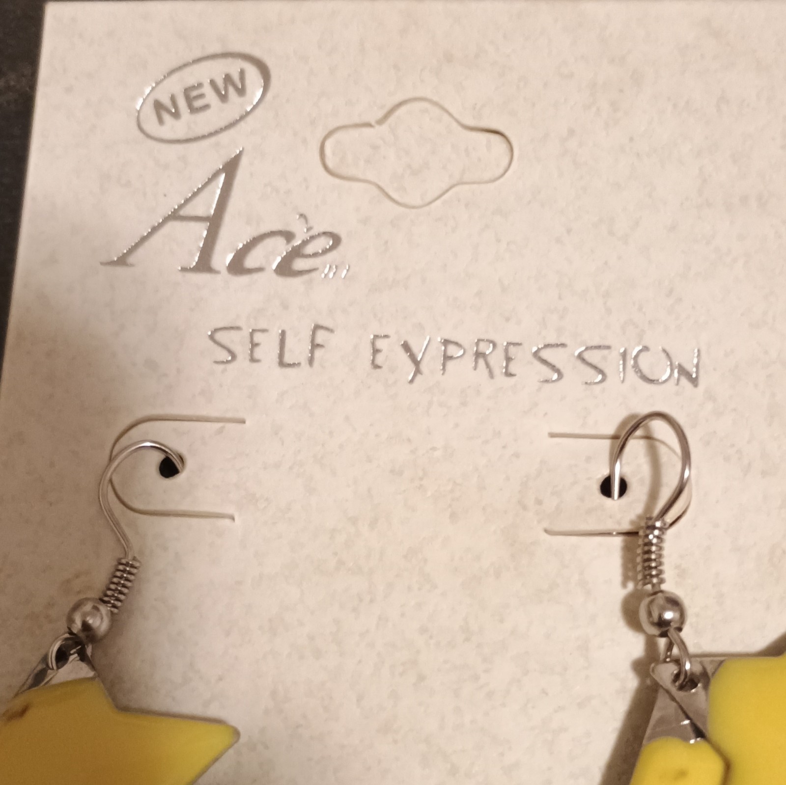 Ace Yellow Star Dangle/Drop Hook Earrings, Metal, No Stone, Fashion Costume