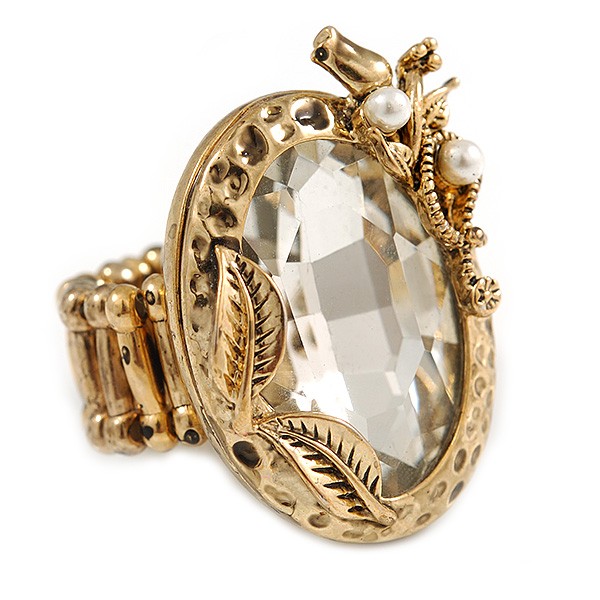 Vintage Inspired Oval Glass Ring In Aged Gold Tone Metal – 30mm Across – 7/8