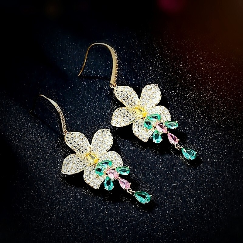 18K Gold Filled Simulated Crystal Sparkling Five Leaf Flower Teardrop Earrings