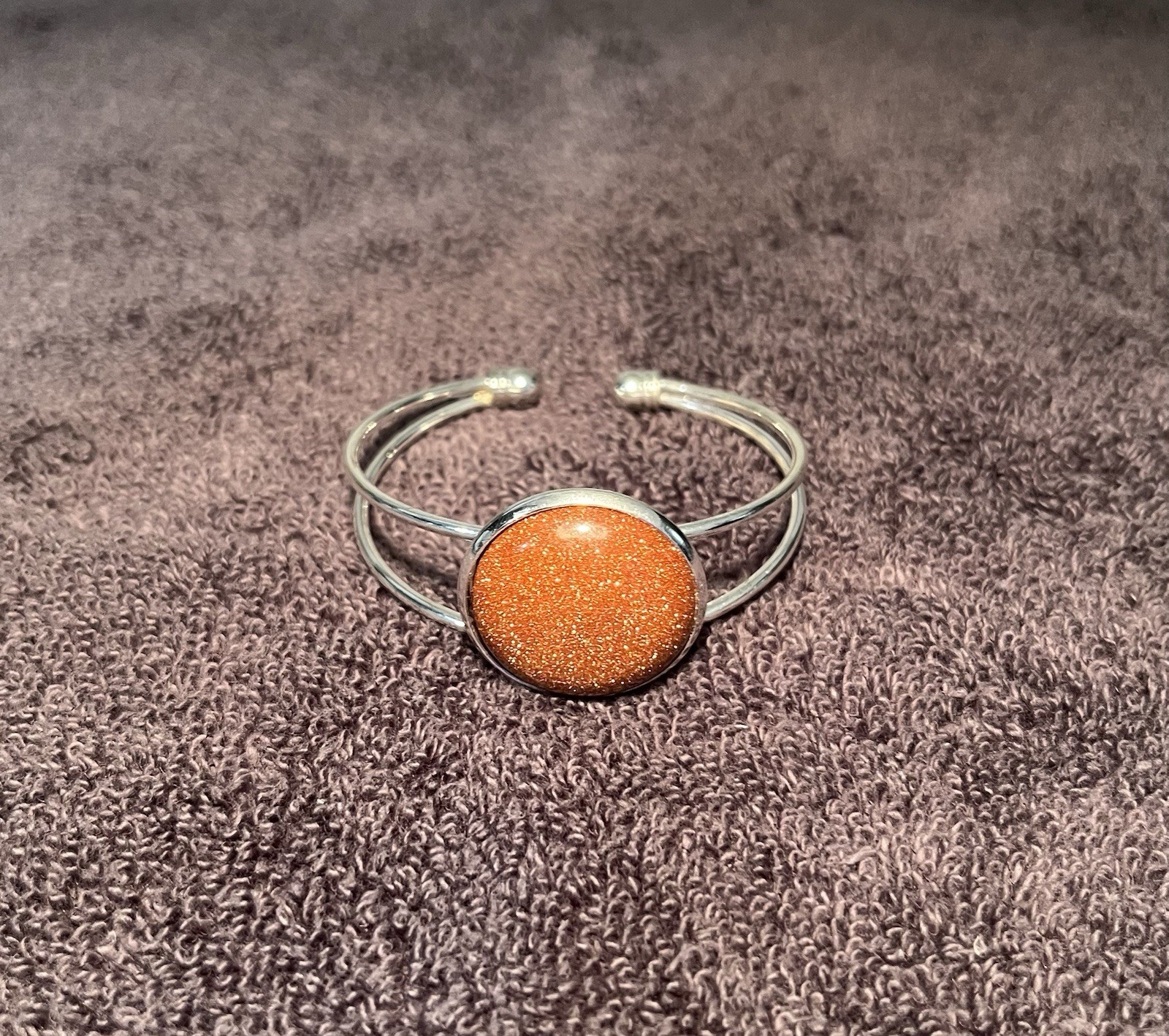 Sparkle drizzle cuff bracelet – 25 mm cabochon – Silvertone cuff