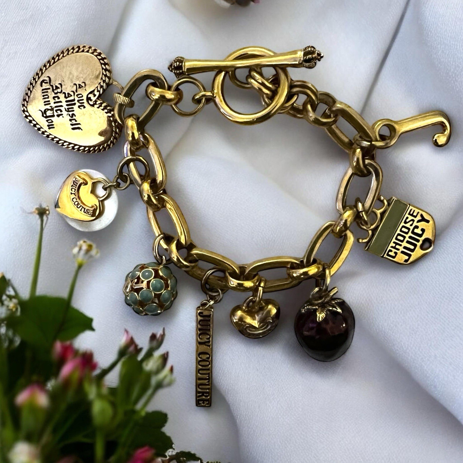 Vintage JUICY COUTURE Gold-Tone Assorted Iconic Rare Charm 7.5” Bracelet 13.1g