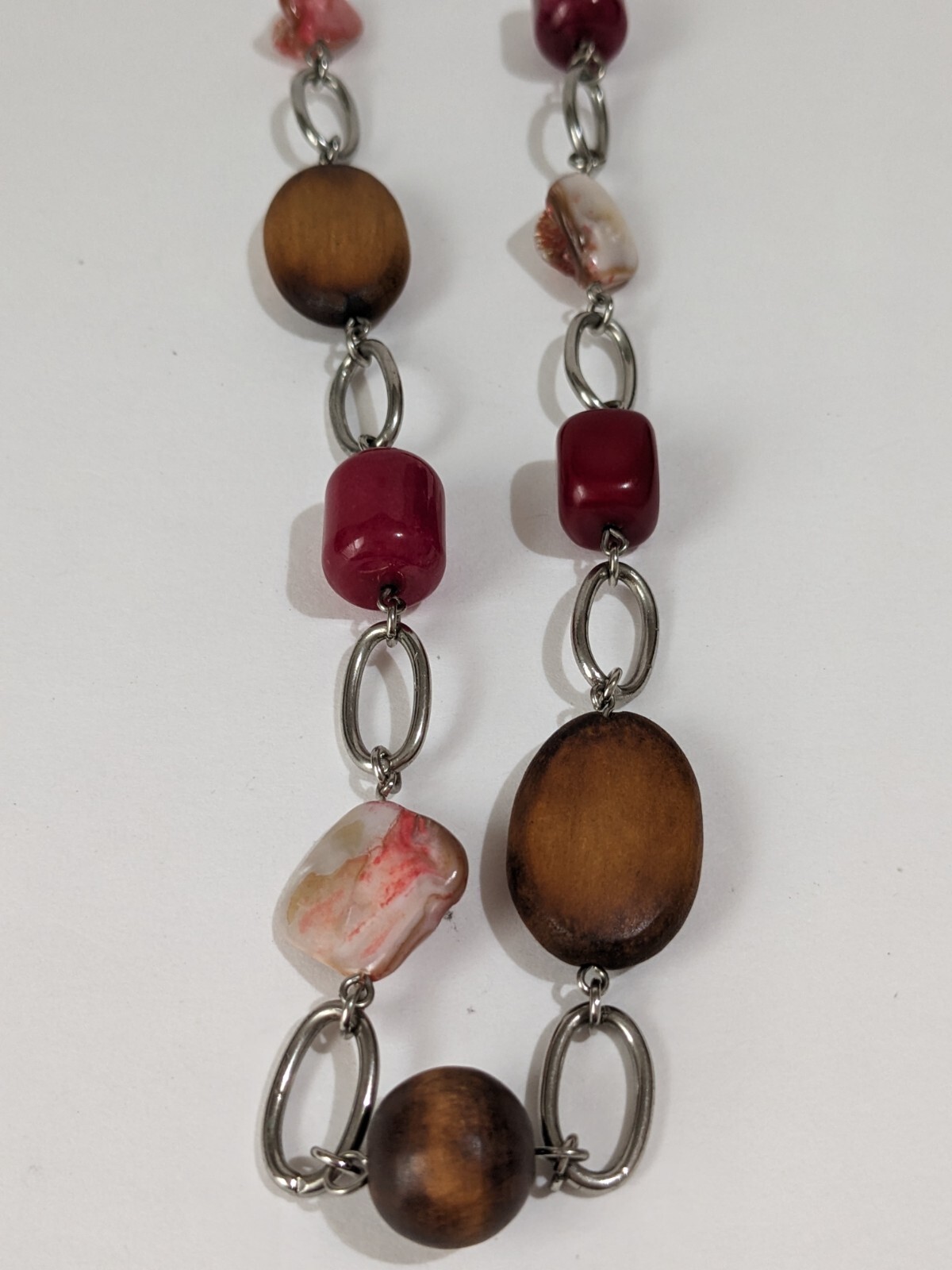 Multicolor Agate, Shell And Wood Beads Silver Tone BOHO Necklace. Unique. 28″.