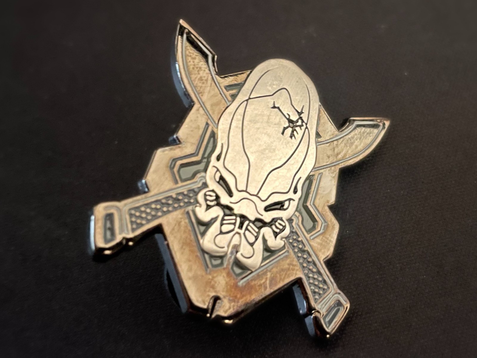 Halo Legendary Metal Enamel Pin