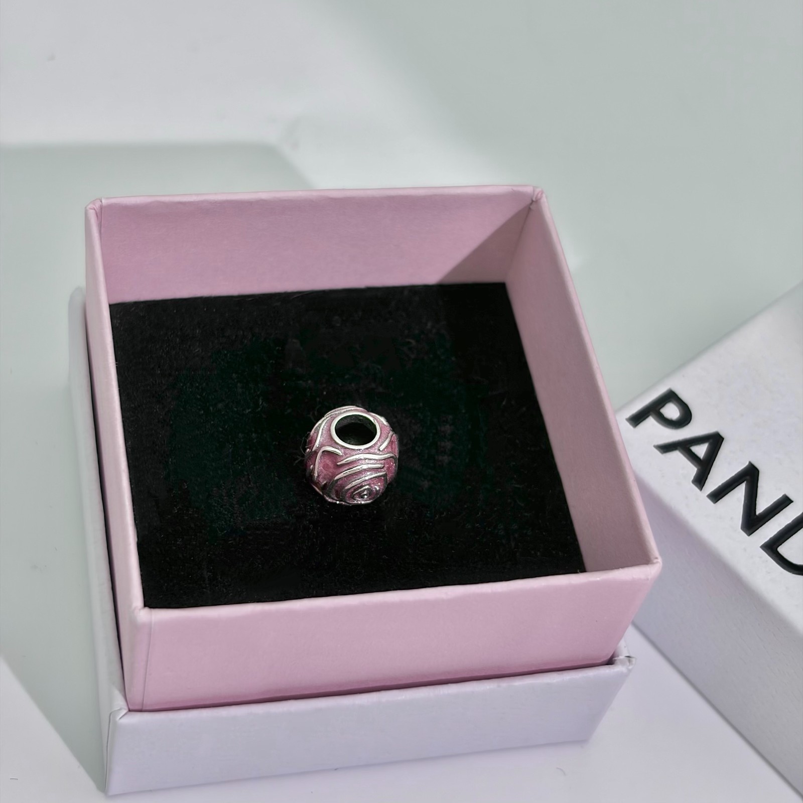 100% NEW #793212C0 PANDORA Pink Rose Charm with Box