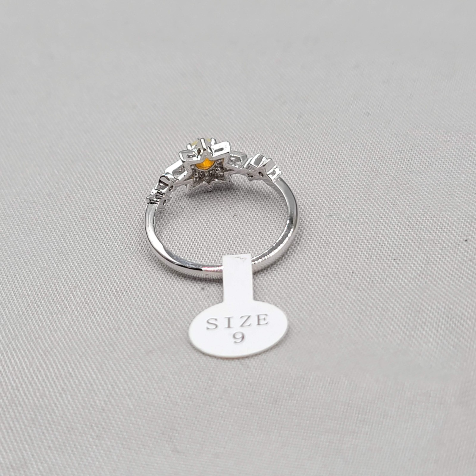 Star Shape Multicolor Yellow Fragrant Jewels Ring Cocktail Size 9.25