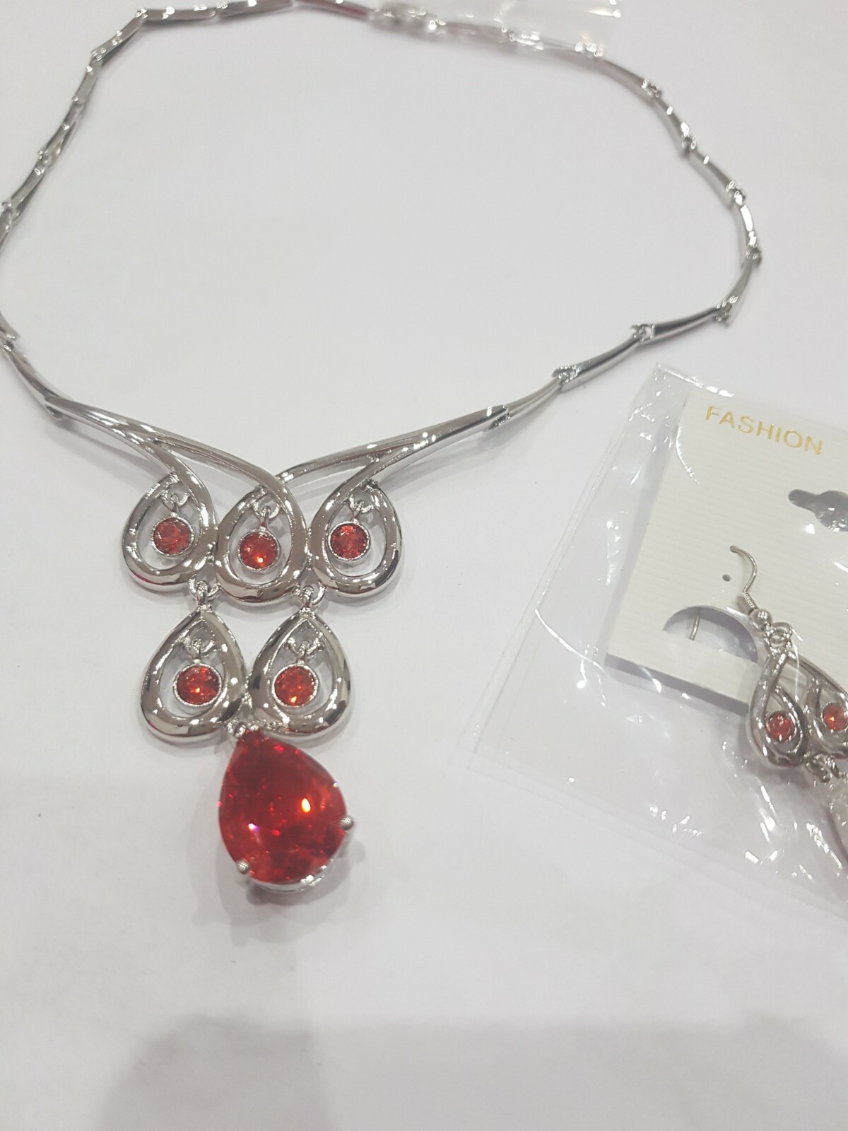Necklace Silver Shine Beautiful Modren Style 4 Colors Available