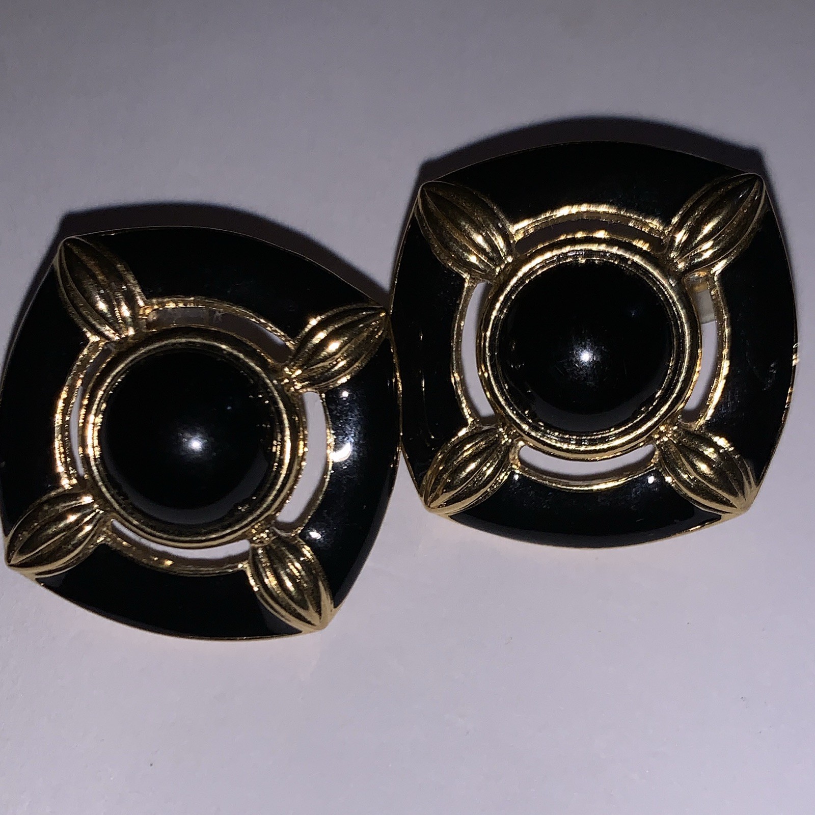 VTG Trifari Signed Black Enamel Gold Tone Square Stud Earrings Butterfly Back