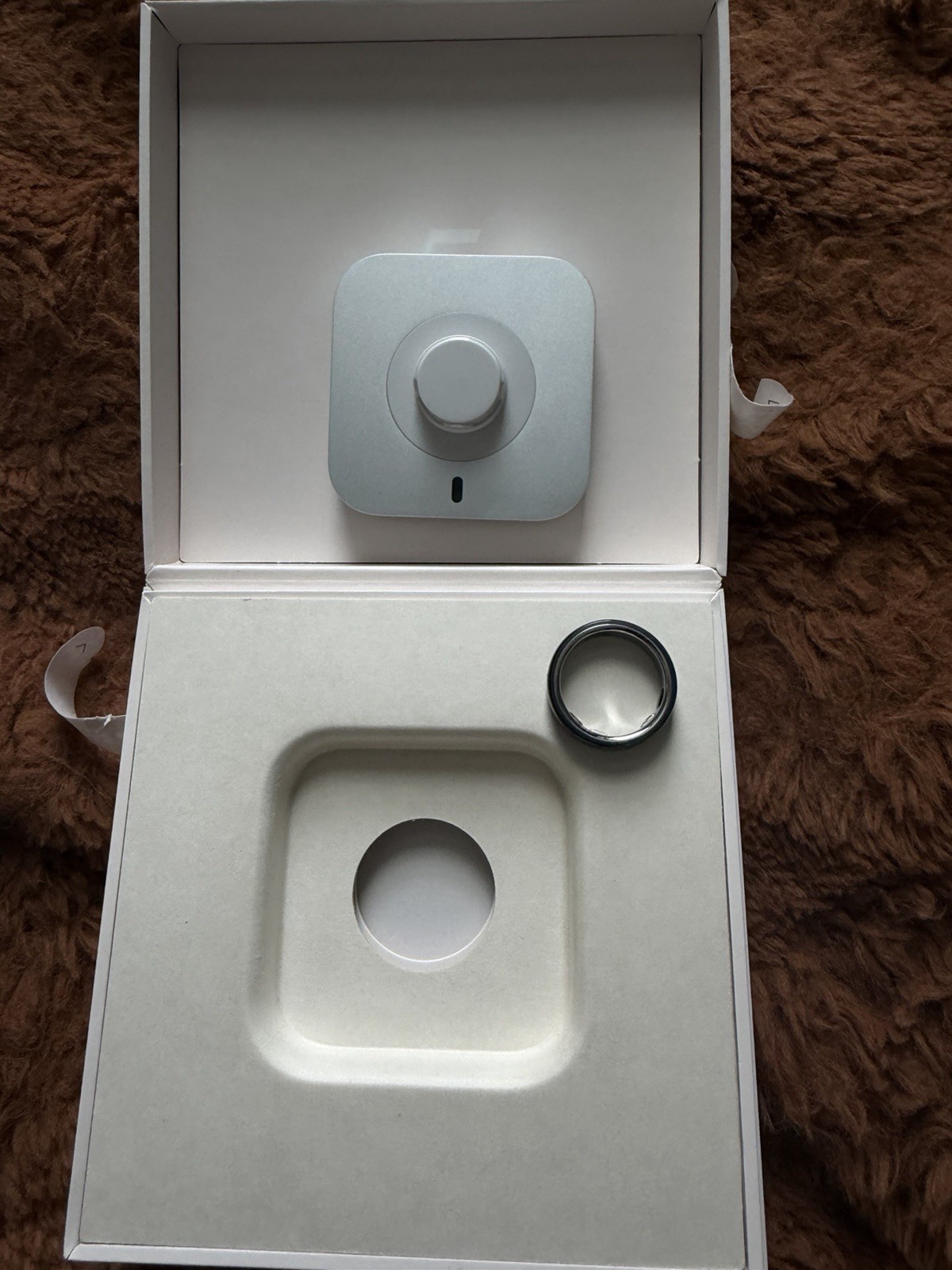 ŌURA Oura Ring 5 Smart Ring Black Size 7 Sleep Tracking Bluetooth w/Charger