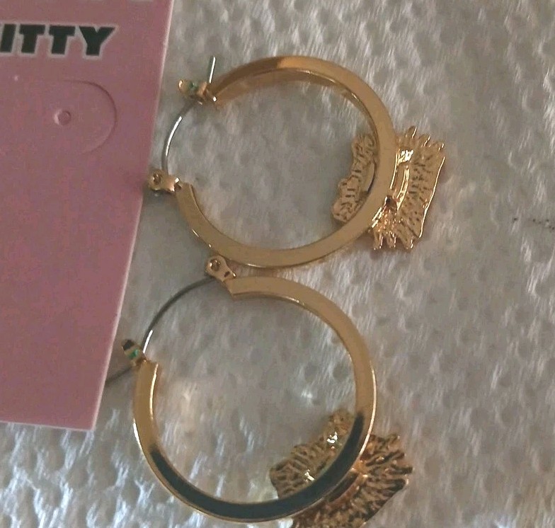 Hello Kitty ! Goldtone 1″ Hoops, Leverback, New! Youth,teens,adults!