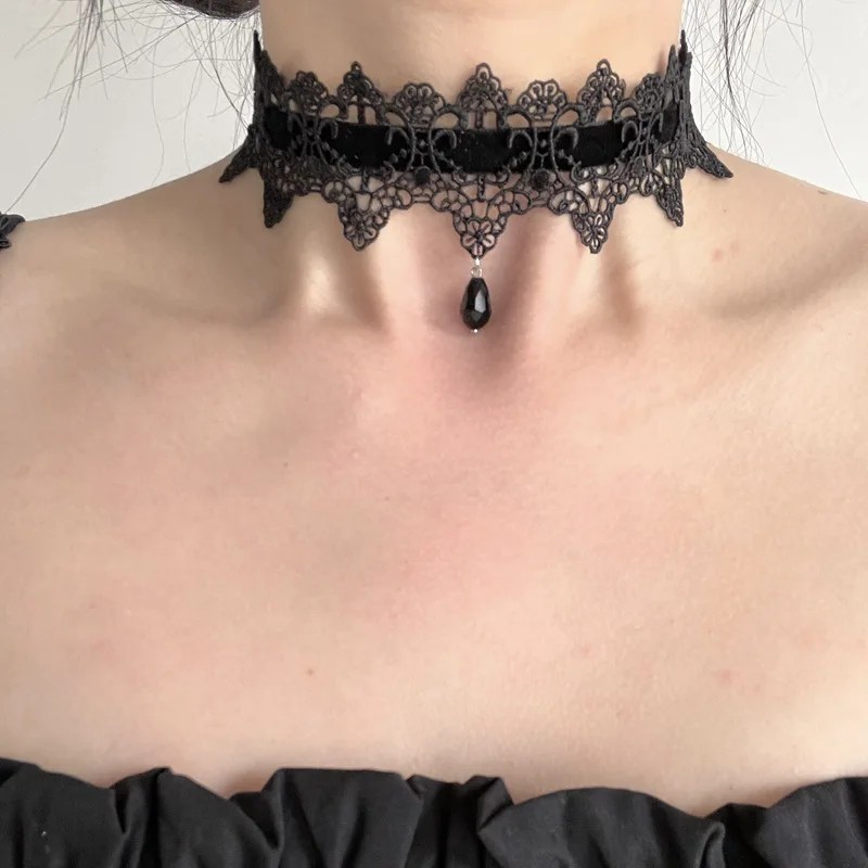 Gothic Lace Choker Necklace Victorian Velvet Collar Flower Pendant