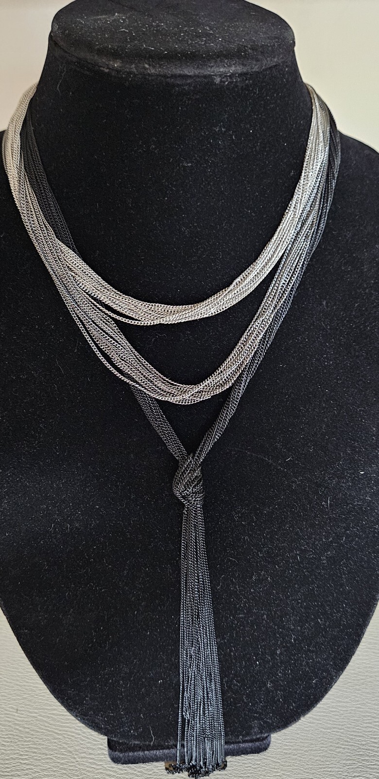 10 PCS Of Jewelry Variety Beautiful Necklaces In Gold & Silver & Black Tone