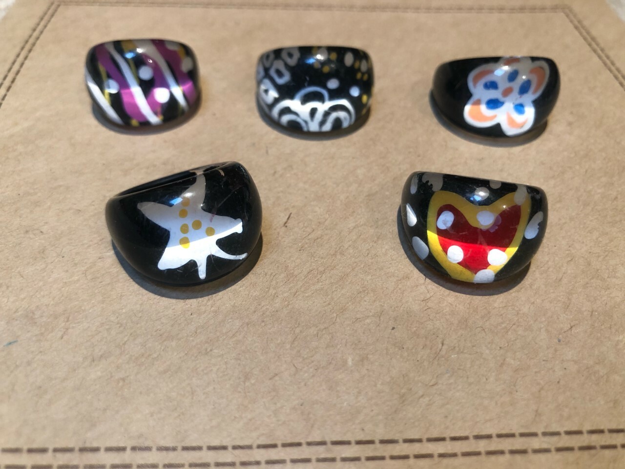 Coloured Dome Lucite Plastic Resin Ring with Different Designs – Retro 80’s NEW
