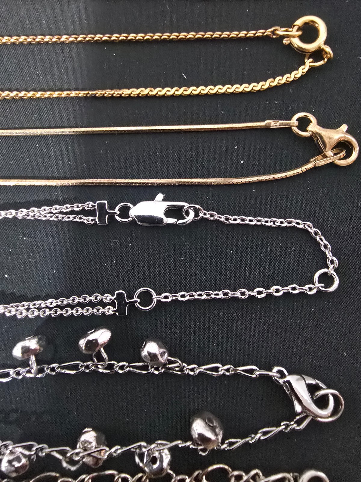 Lot of (14) Necklaces Mixed Metals/Materials (925,avon,monet)
