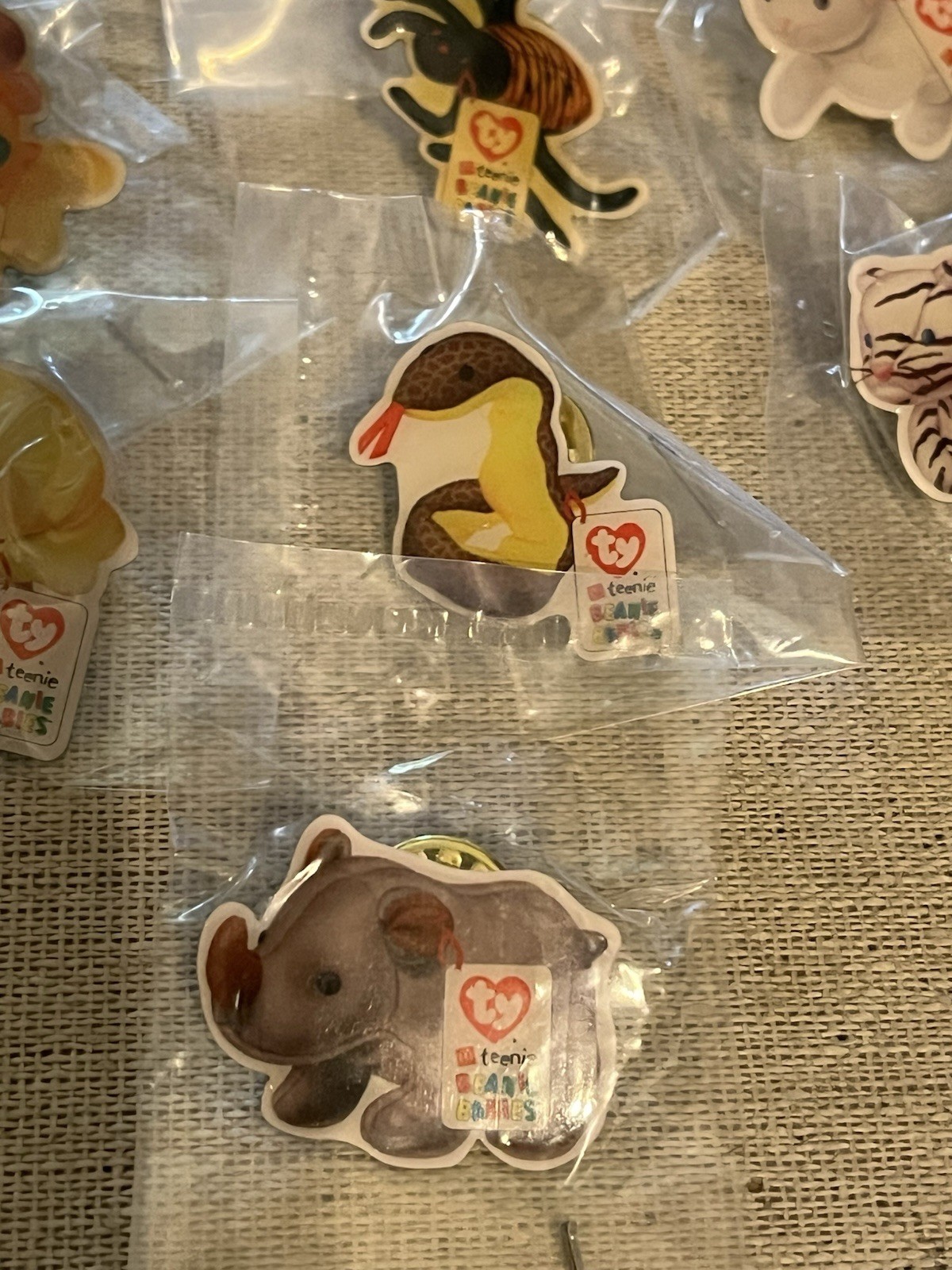LOT OF 16 ‘TY Beanie Babies’ Collector Pins, Group II/2000, STILL SEALED