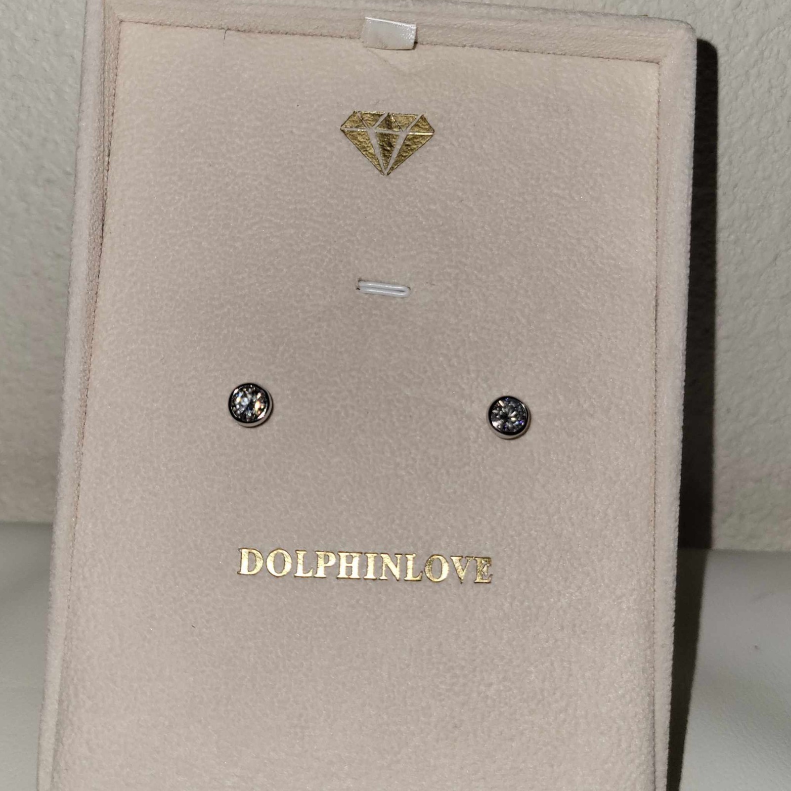 Dolphinlove Branded CZ Studded Ear Rings GRA Moissanite