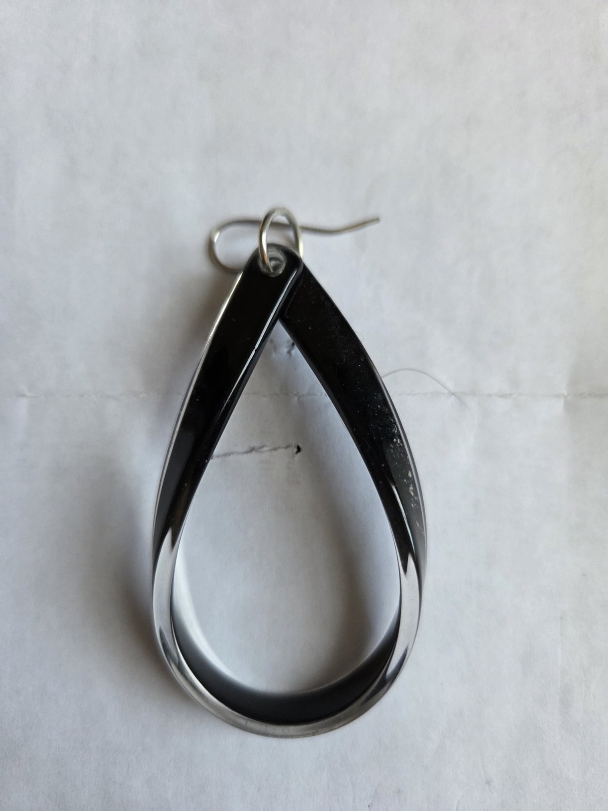 Large Resin Dark Gray Oval Earrings Pierced Ears Lia Sophia? Very Good Condition