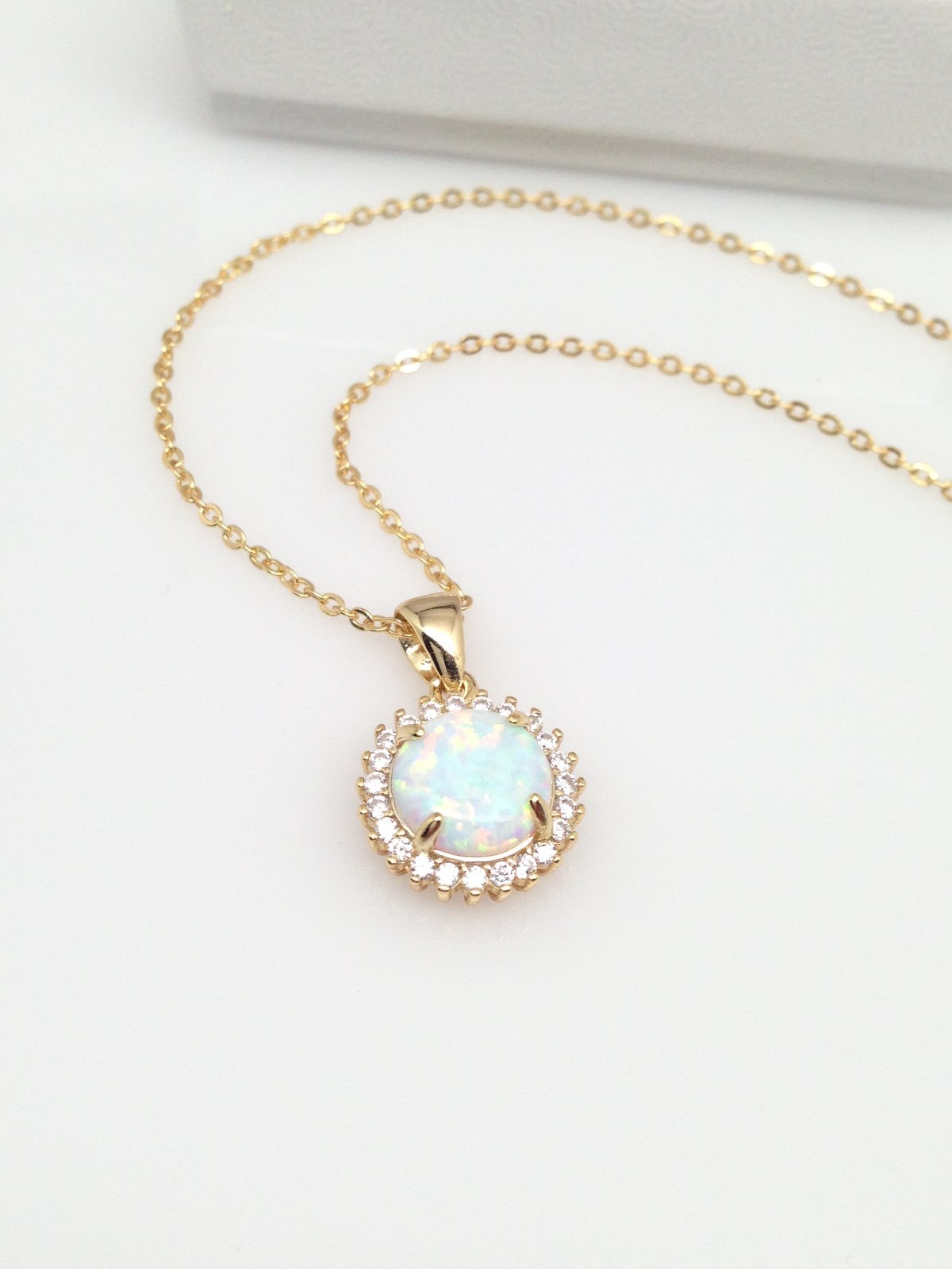 925 Sterling Silver White Opal Halo Pendant Necklace Cz 10mm 16-18″ Simulated