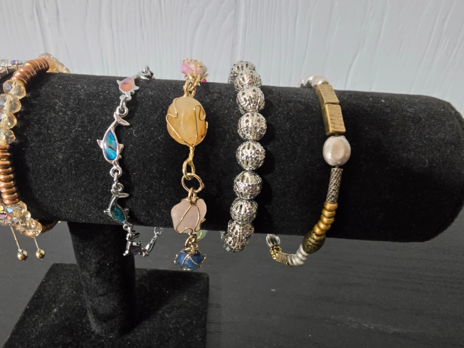Mixed metal materials and colors Lot of 10 bracelets