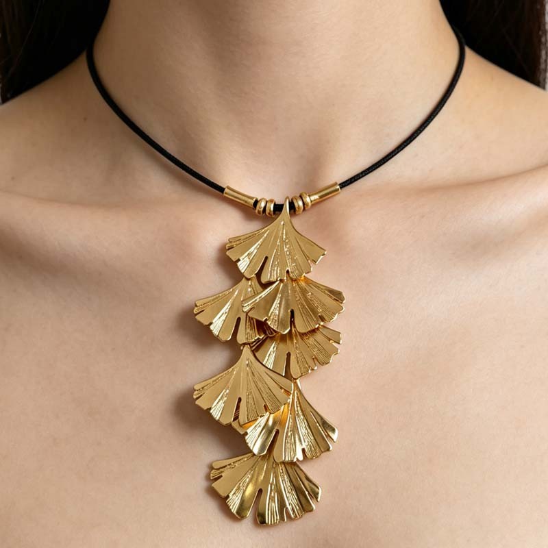 17″ Chicos Ginkgo Leaf Pendant Statement Necklace Women Party Vacation Jewelry