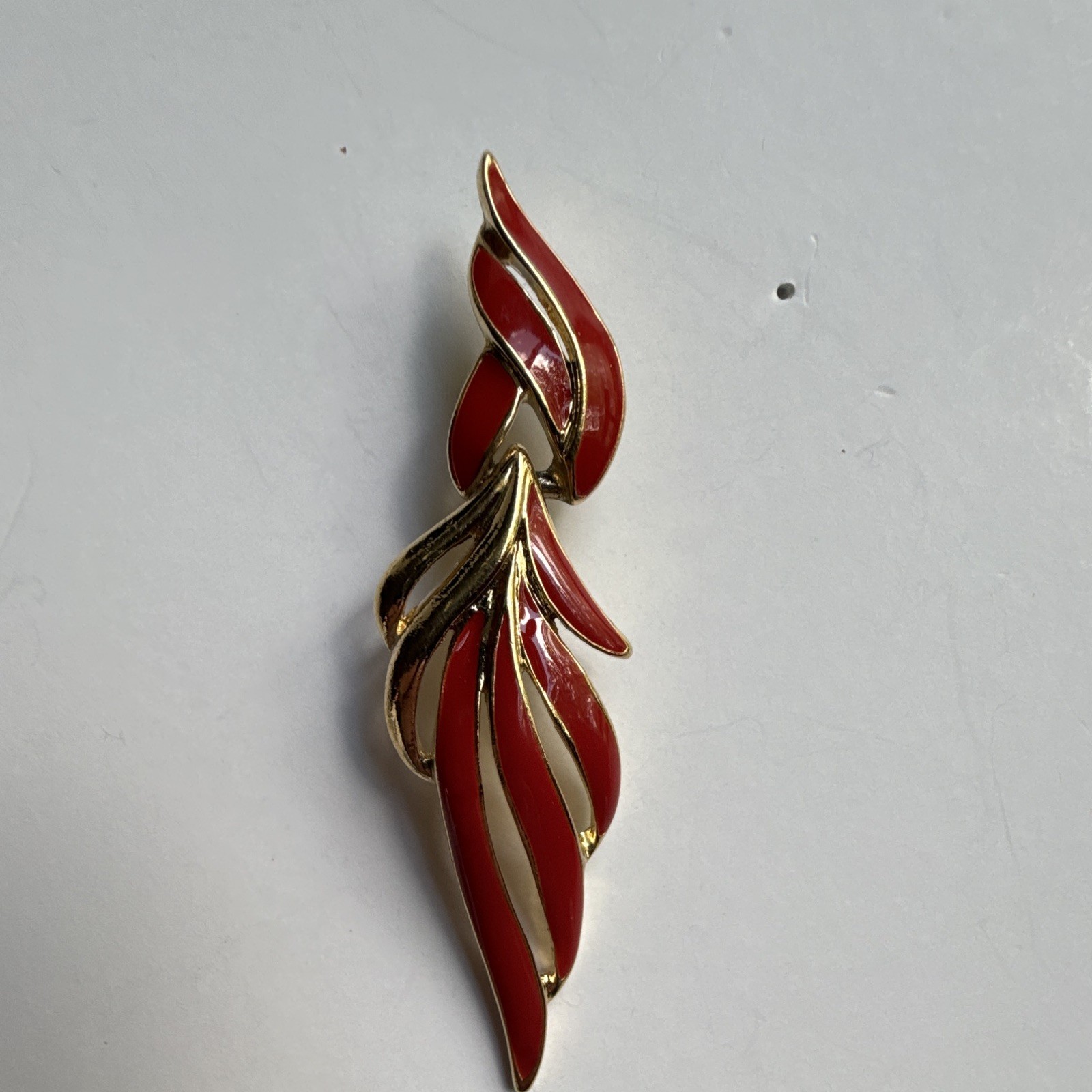 Vintage Crown Trifari Signed Leaf Dangle Stud Earrings Red Enamel & Gold Tone