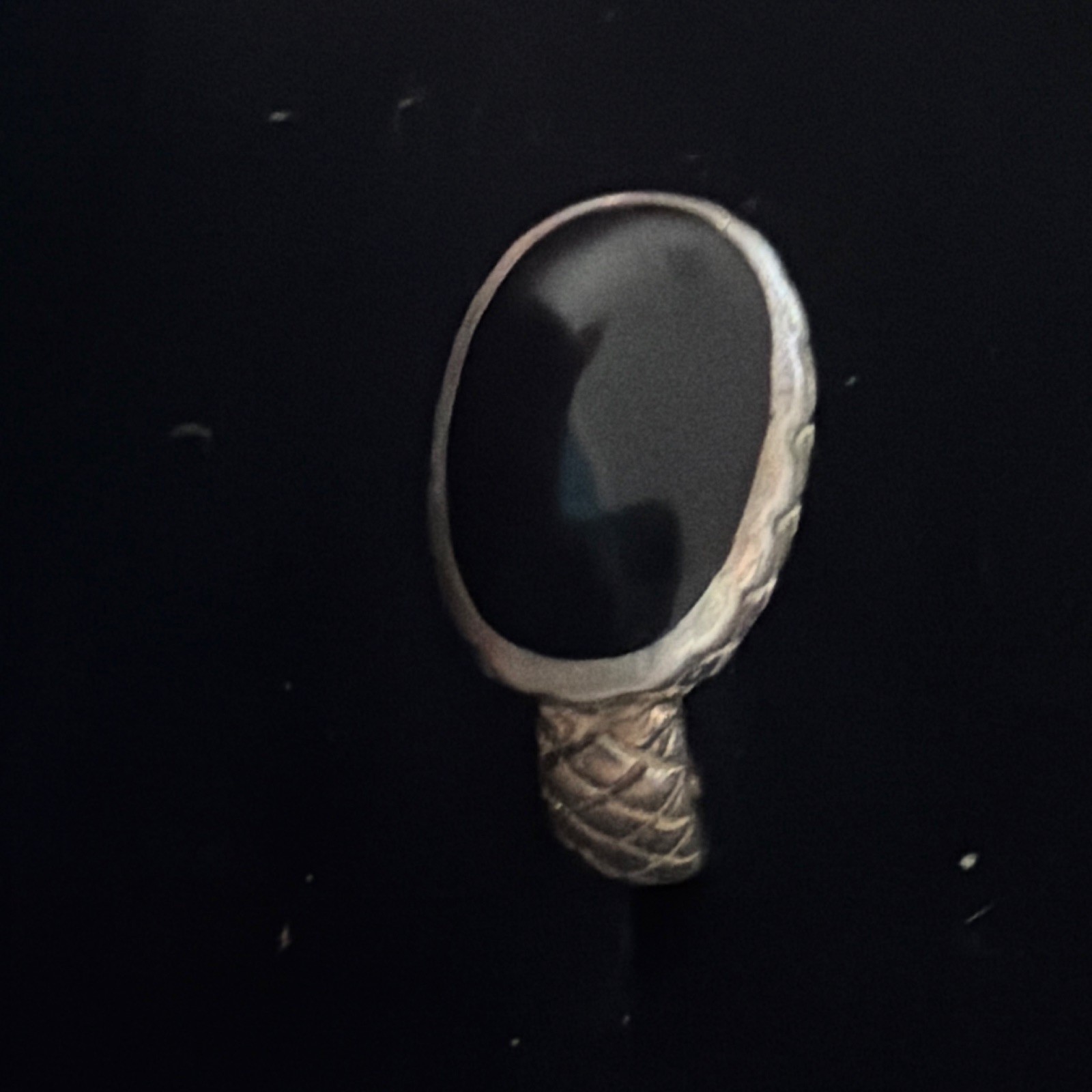Oval Black Onyx Bezel Set Silver Signet Band Ring Signed Pre-Owned Size 7.75