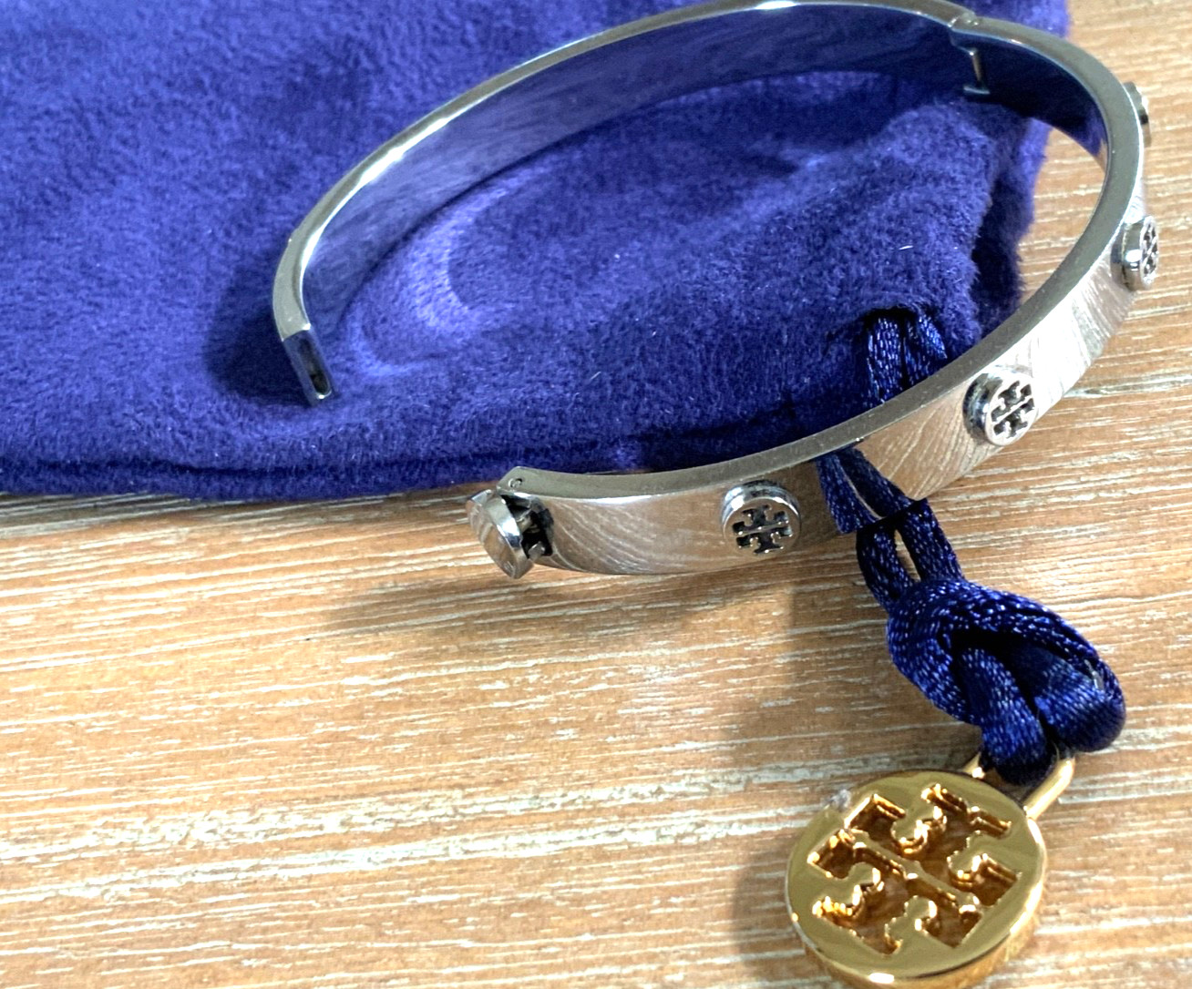 Tory Burch Logo Bangle Bracelet dust bag gold charm Small size hinged open new