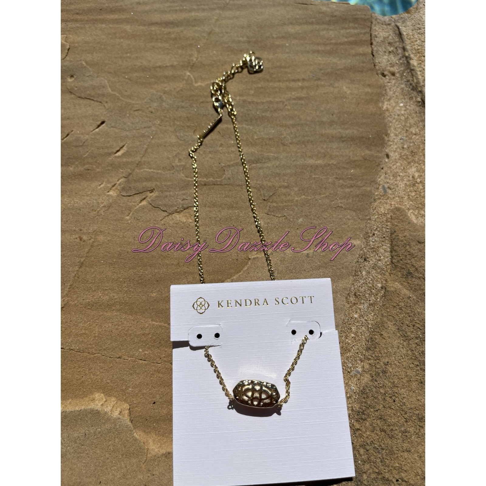 🎀Kendra Scott Elisa Oval Pendant Short Necklace in Azalea Illusion Gold New✨