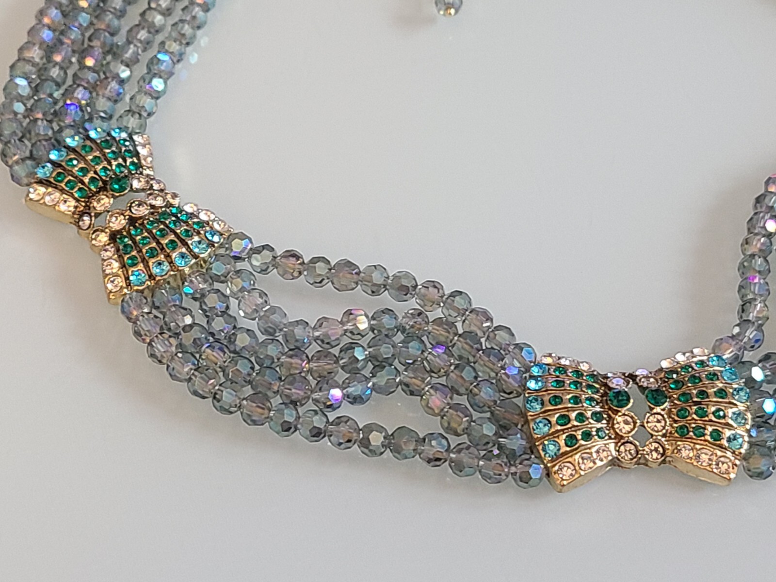 FAB DESIGNER UNSIGNED 5 STRAND CRYSTAL BIB AURORA BOREALIS BOW NECKLACE WOWSER