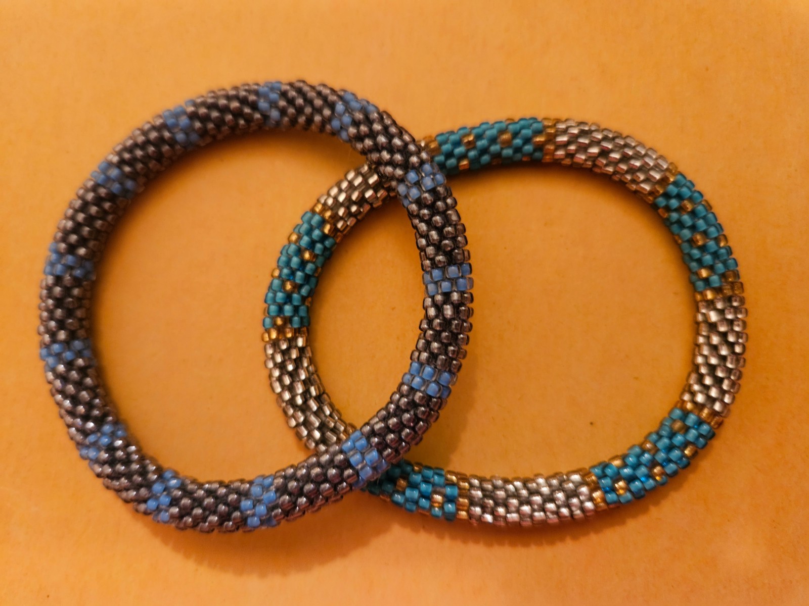 19 Sashka Bracelets – Nice Variety of Colors! Original/Regular Size, One Size