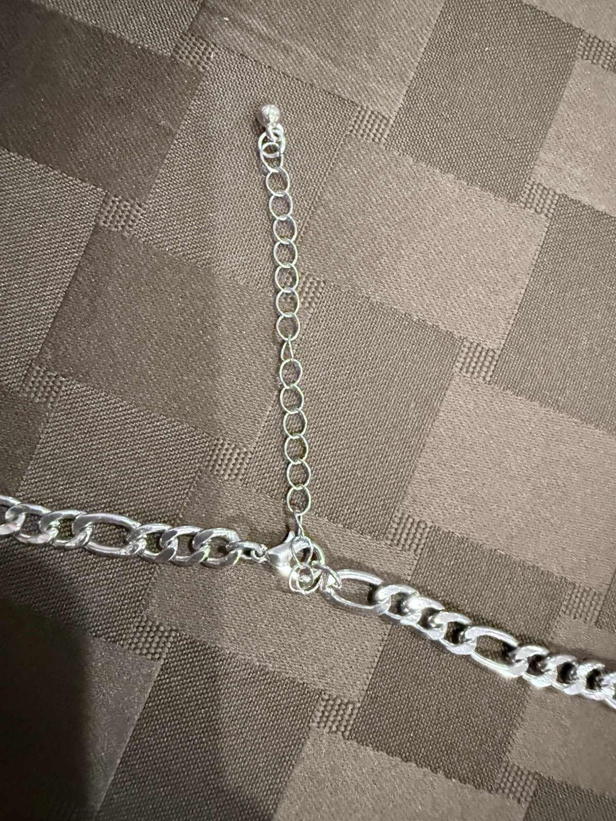 Figaro Link Chain Silver Tone Necklace (Flaw, Read Description) – 23.5″/24gm