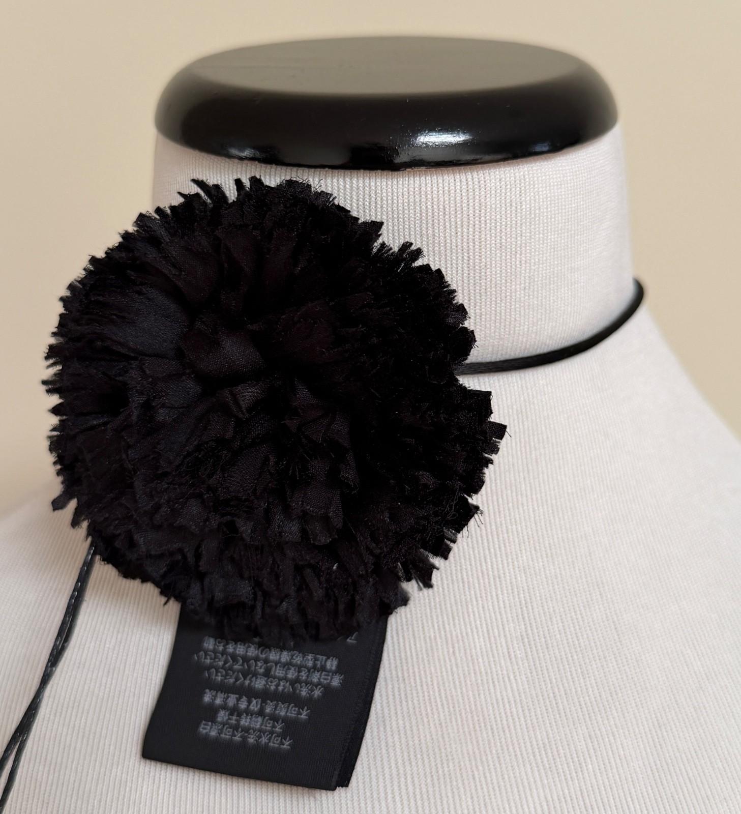 NWT Saint Laurent YSL Crumpled Silk Flower Jet Rose Runway Choker Necklace $1295