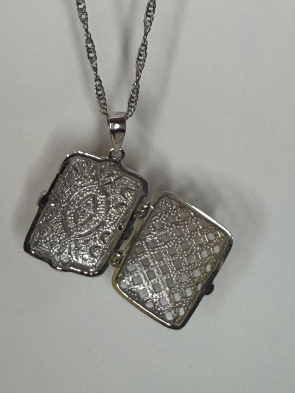 925 Sterling Silver rectangle locket pendant with 16in 18K GP Silver Rope Chain