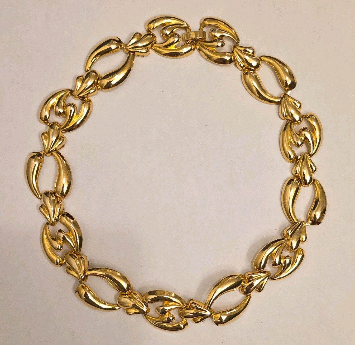 Vintage Demi Parure Chunky Goldtone Shell Shaped Set Nice