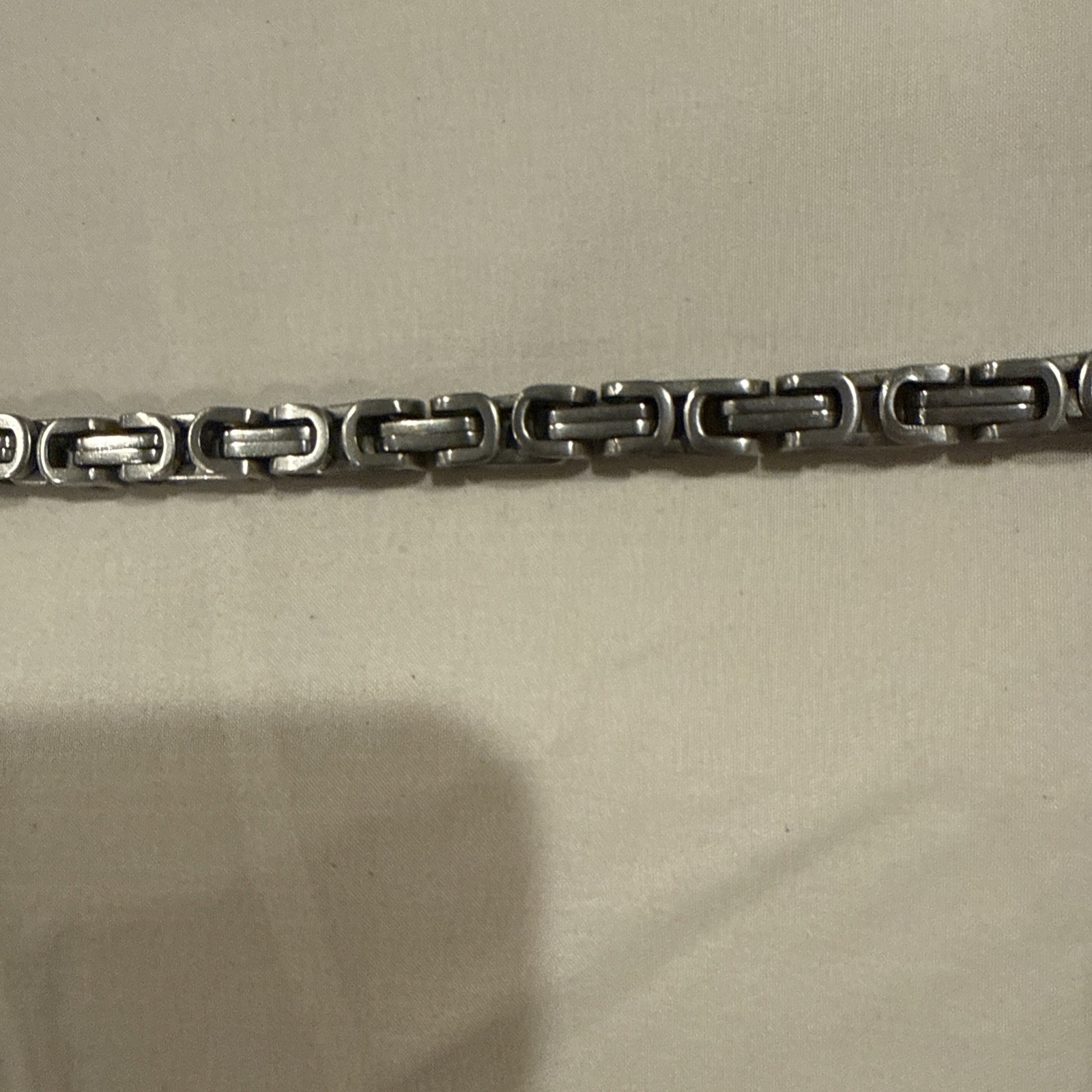 20 INCH LENGH STAINLESS STEEL SILVER BYZANTINE TURKISH BOX NECKLACE