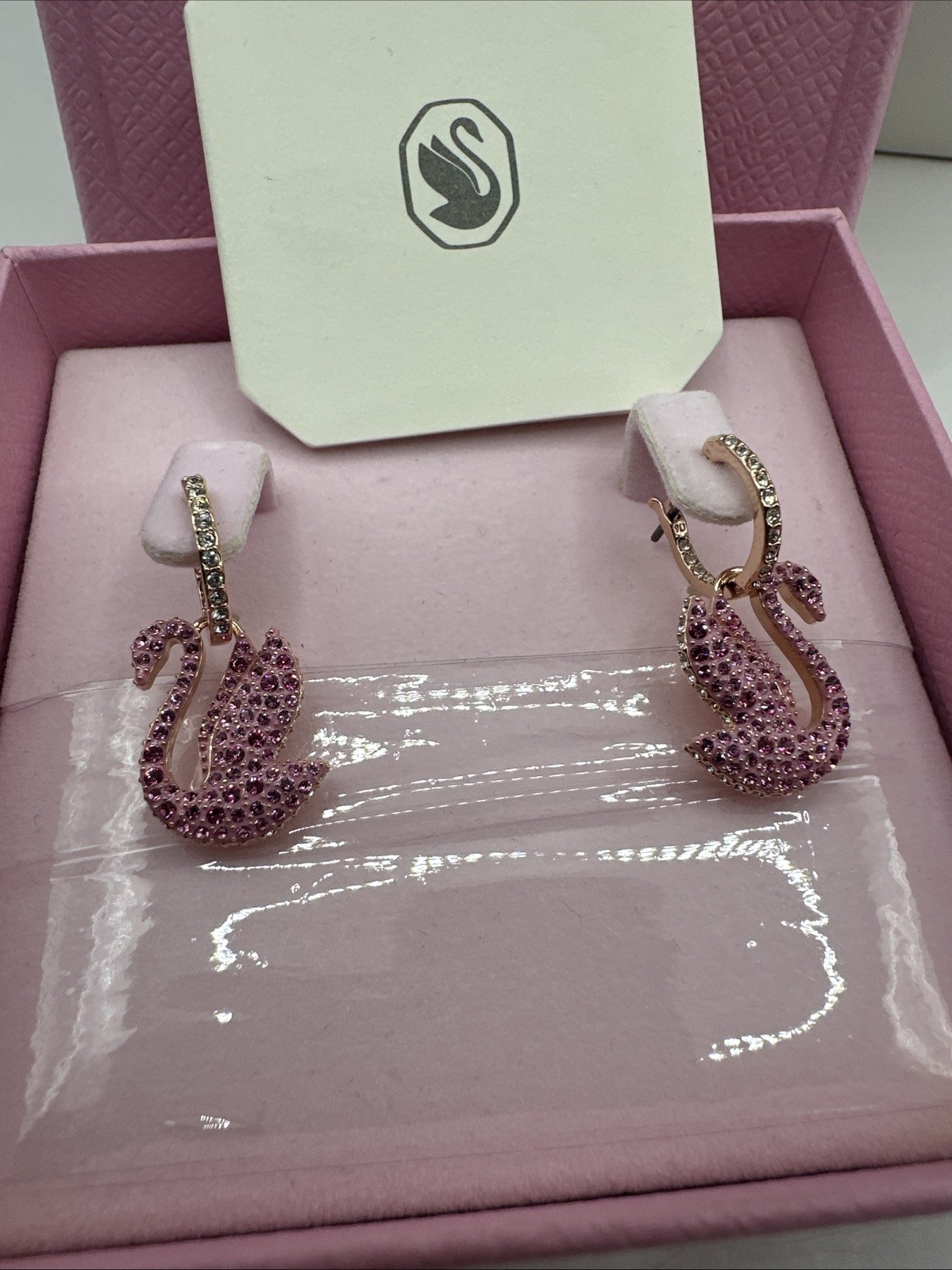 Swarosvki, Classic Swan Pink Crystals and Pink Rose Earrings Gold Plated New