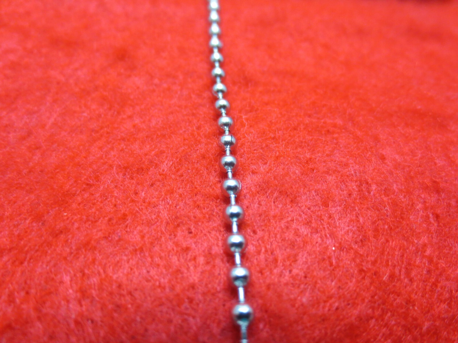 20 inch 2.4mm STAINLESS STEEL SILVER BALL CHAIN WITH A LOBSTER CLAW CLASP