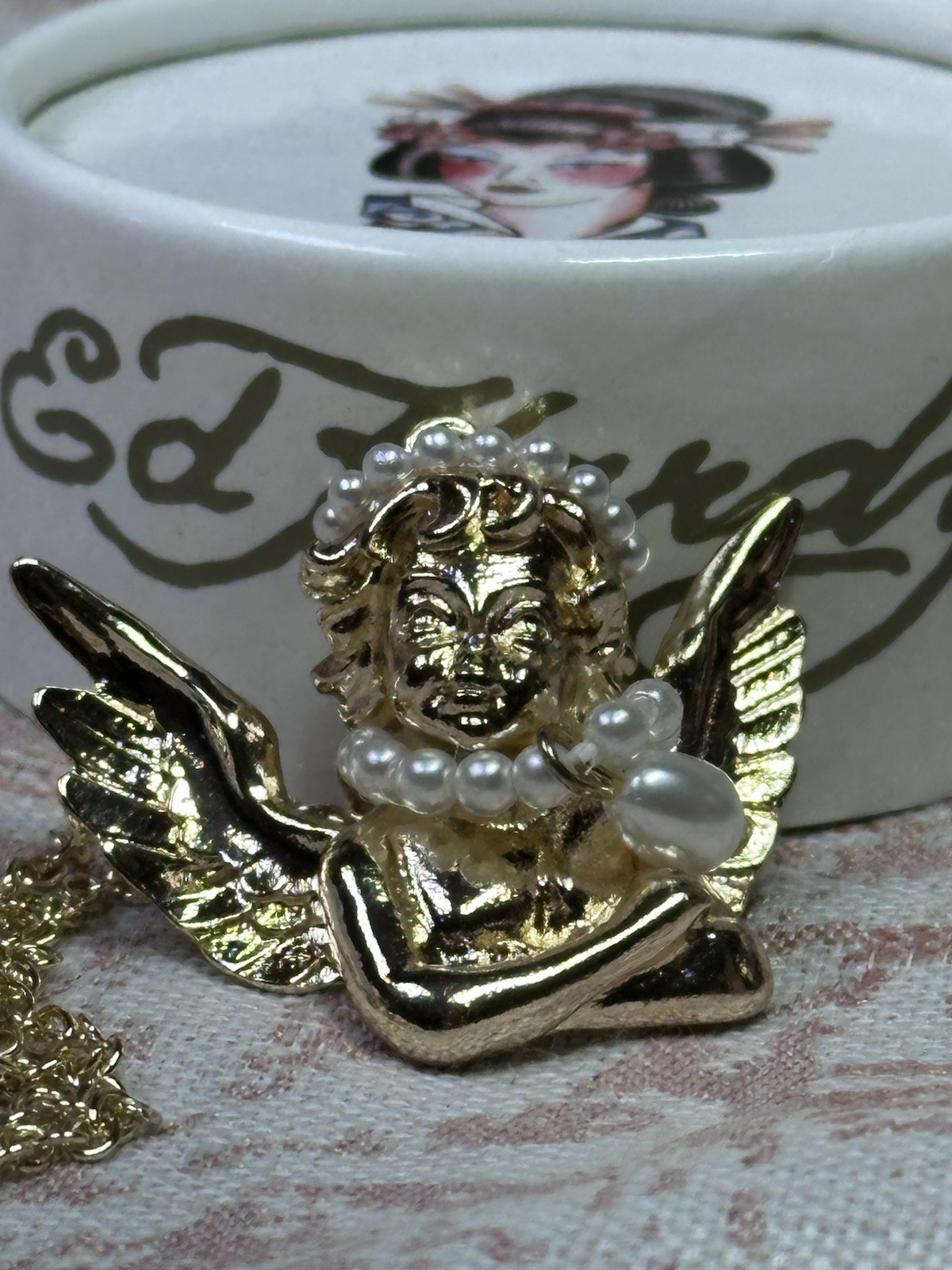 Gold Tone Angel Charm Pendant Necklace Metal Cable Chain Religious Theme