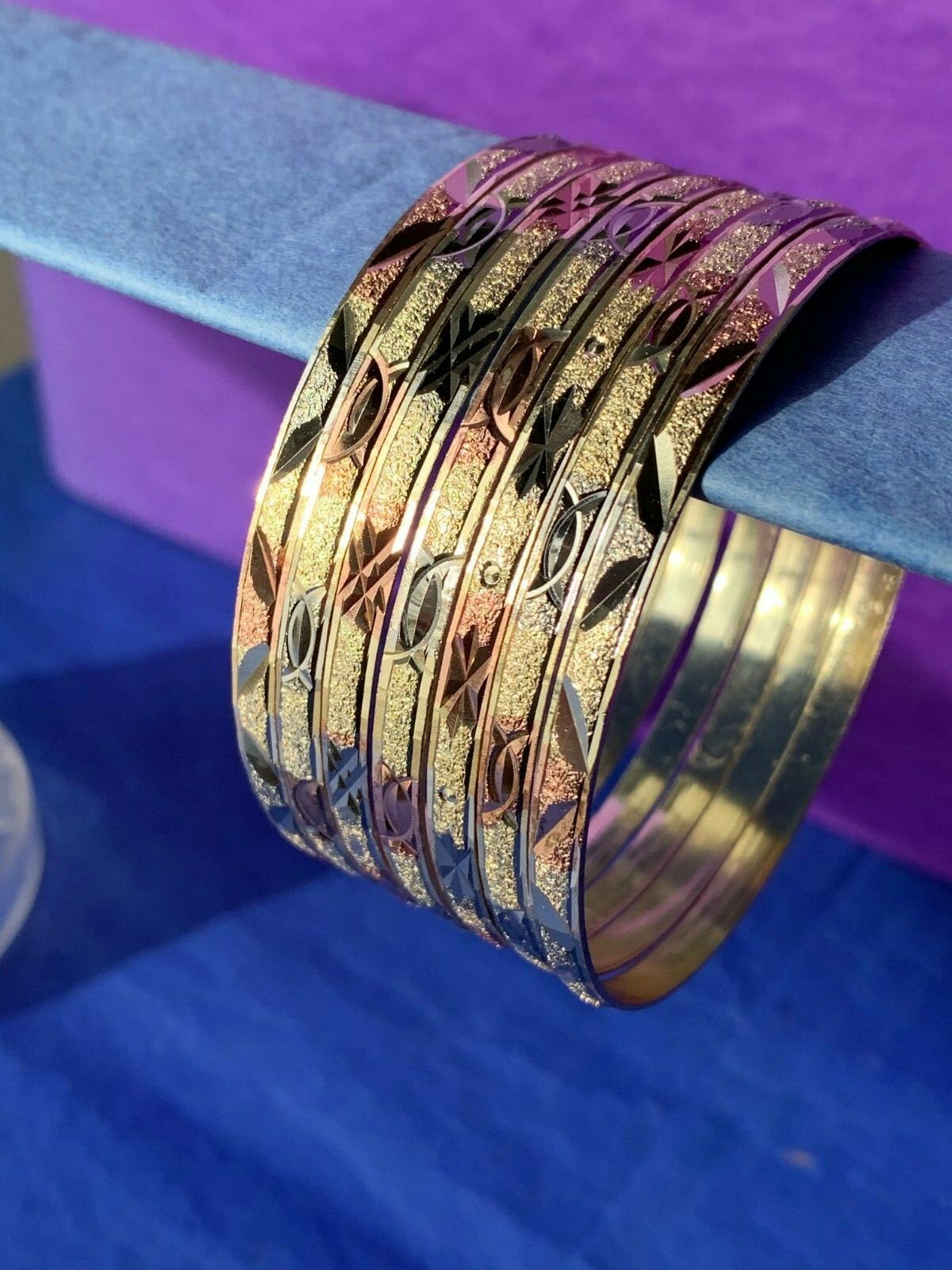 Cut Tri-Color Gold Layered Semanario Bangles Bracelets Oro Laminado 7 3.5mm #C1