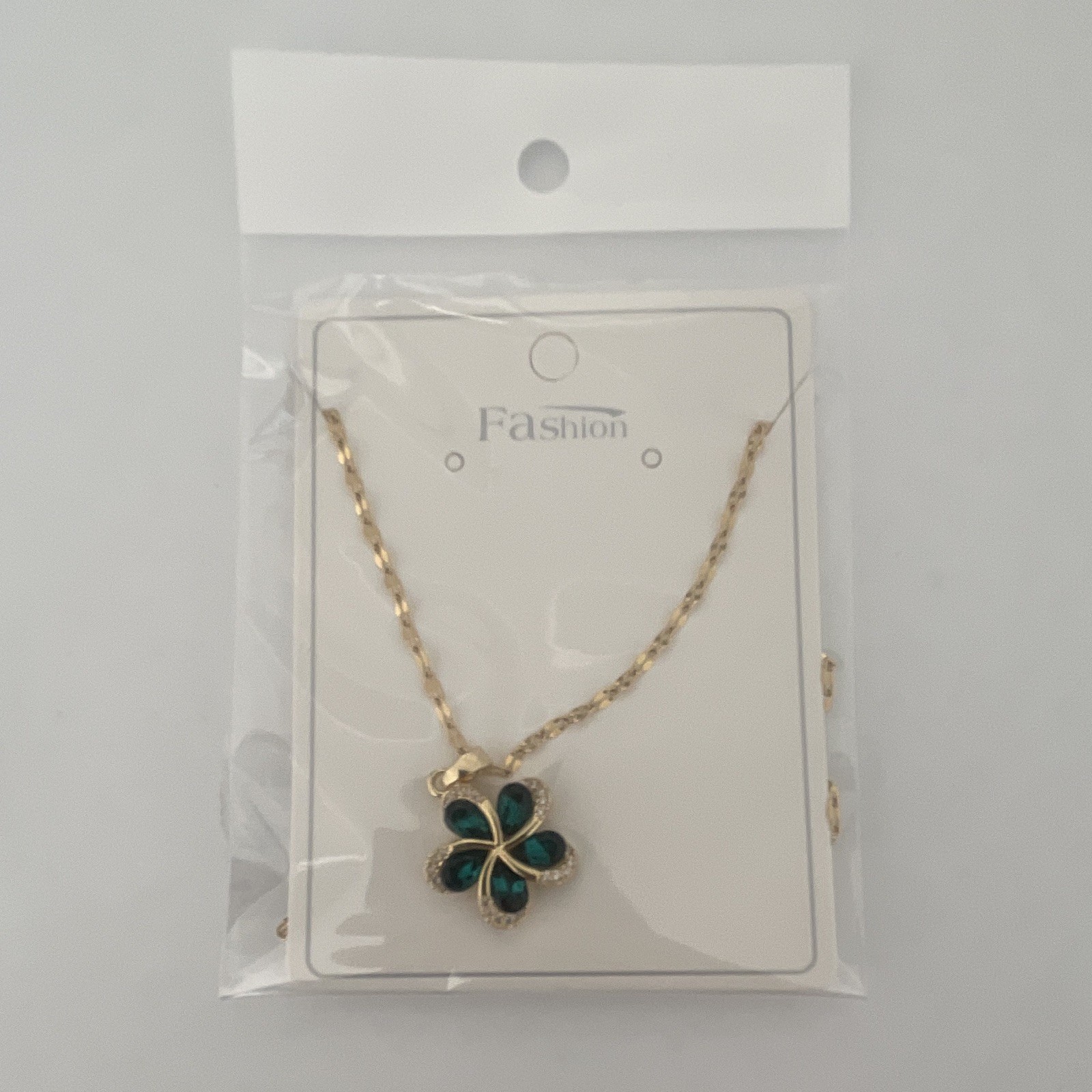 Gold Tone Green Crystal Clover Charm Pendant Chain Necklace Lucky Flower Theme